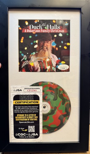 Si Robertson Signed CD Insert DUCK DYNASTY FAMILY CHRISTMAS Framed 6.5x12 JSA