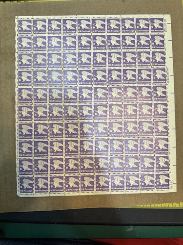 Scott #1818 B Series Eagle Sheet of 100 Stamps - MNH P#36471 UL